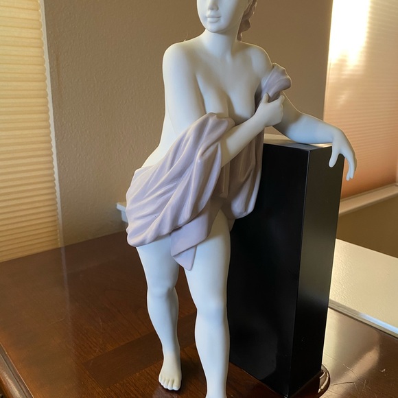 RETIRED 2008 ‘INNER BEAUTY ’ Lladro item#01016889 - Picture 9 of 16